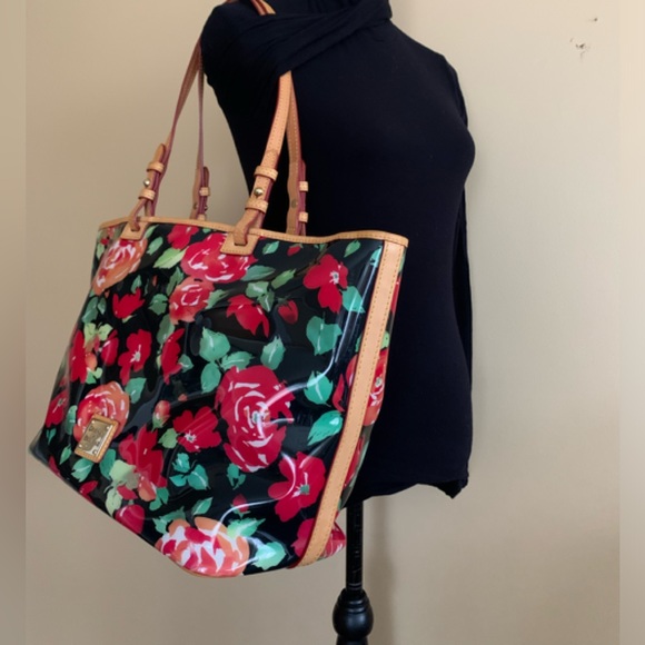Dooney & Bourke Handbags - DOONEY & BOURKE PVC Rose Garden Bloom collection floral Lg. Tote VGUC